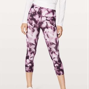 Lululemon leggings size 6 cropped